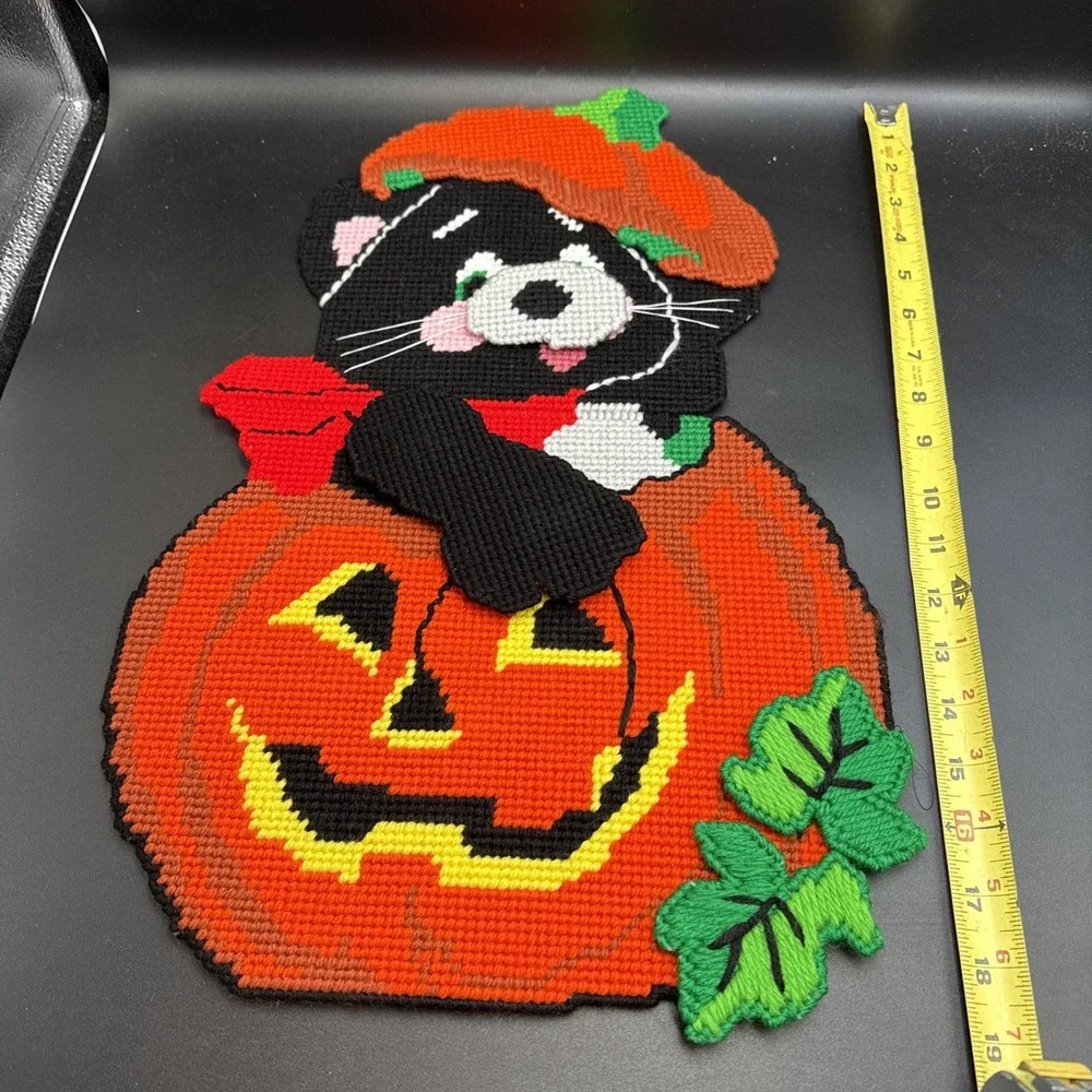 bucilla plastic canvas halloween black cat COMPLETE wall decor 19